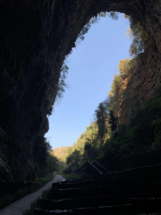 除了織金洞，安順龍宮外，您還知道貴州有哪些溶洞？